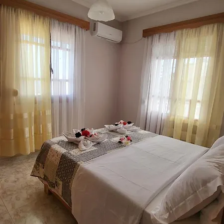 Roumeliotis House 아파트