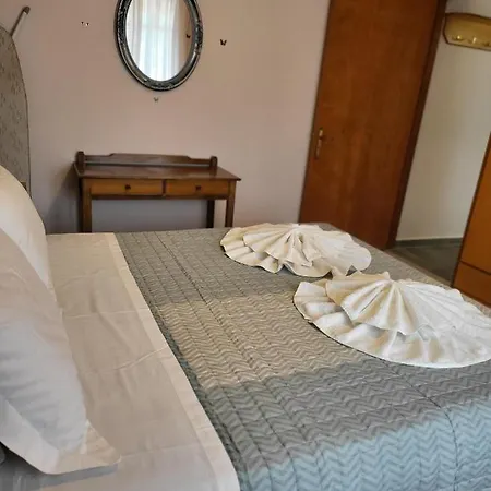 Διαμέρισμα Roumeliotis House *