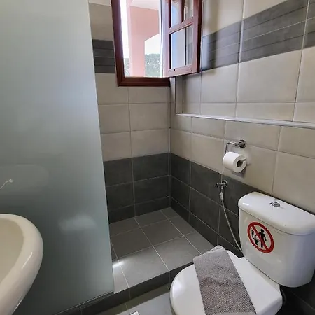 Διαμέρισμα Roumeliotis House *