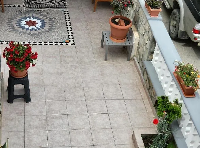 Apartman Roumeliotis House *